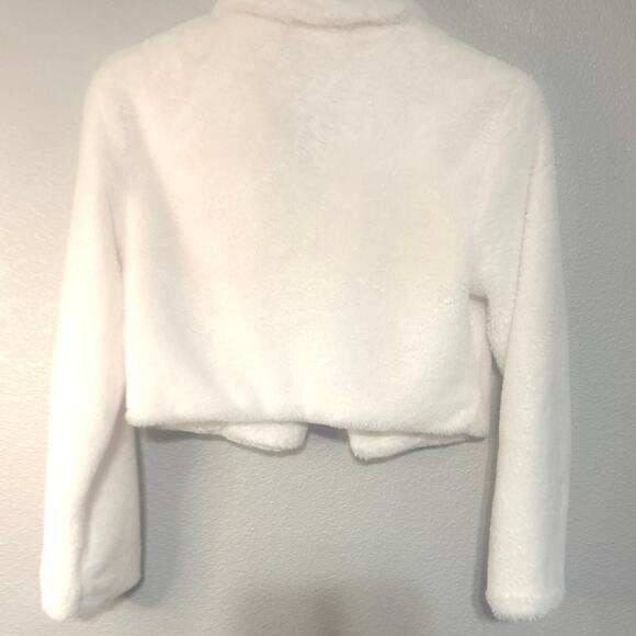 Madden NYC Off-White Cropped faux fur Jacket Med Wedding Coat Holiday Party - Picture 5 of 5